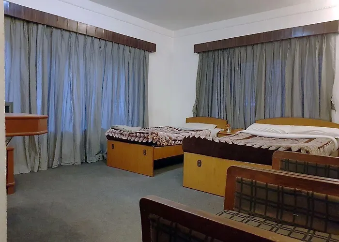 Down Town Hotel 2*