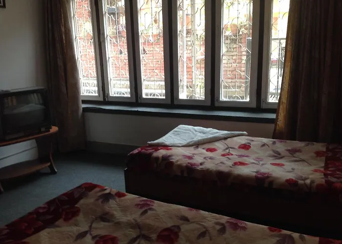 Down Town Hotel 2*